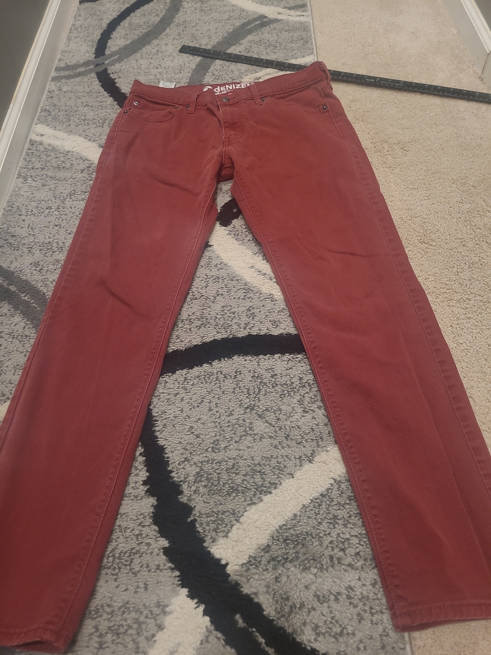 DENIZEN from Levi's High Rise Super Skinny Red Jeans Mens 32x32 - Picture 2 of 9